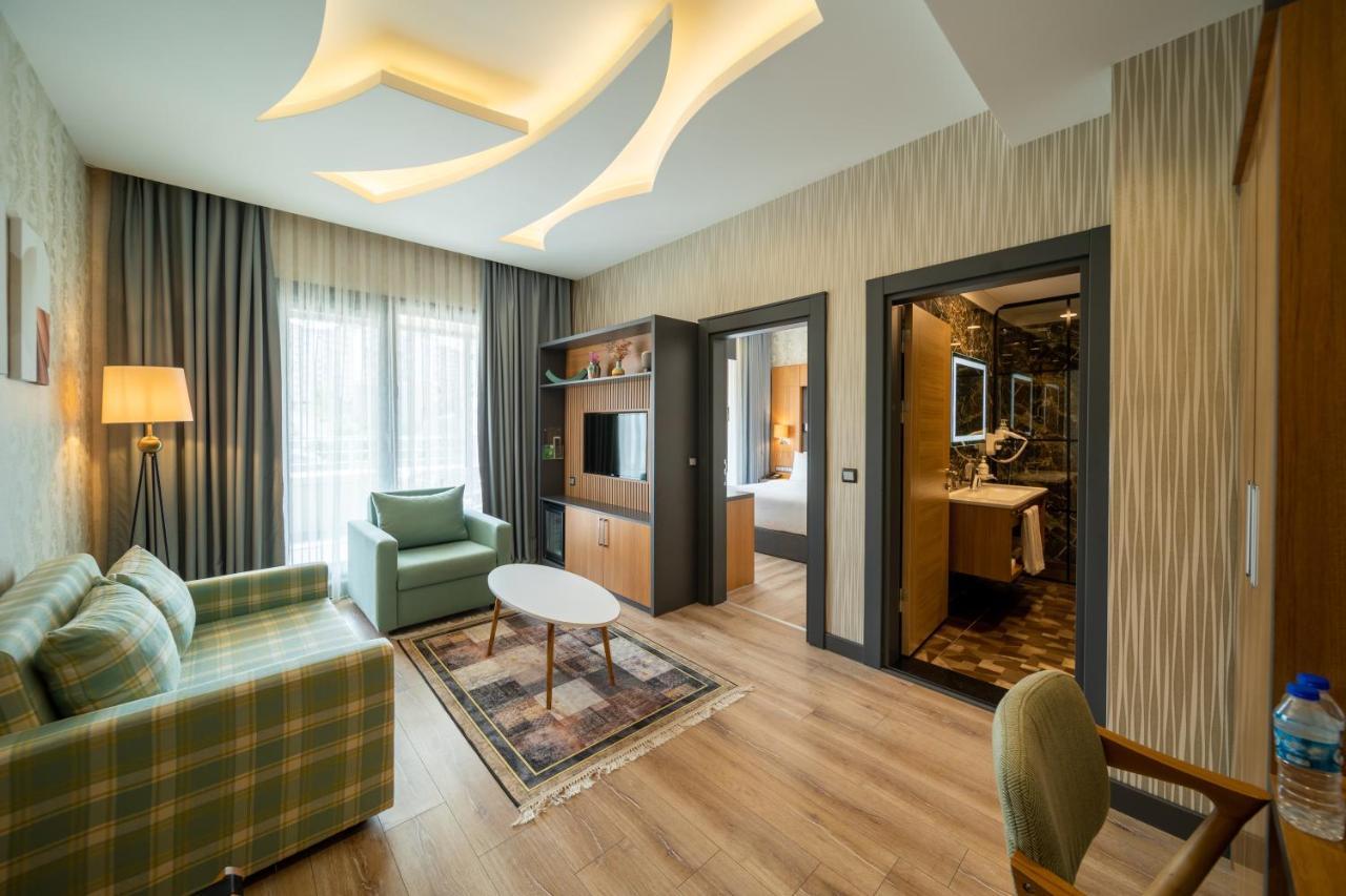 Holiday Inn - Trabzon-East By Ihg Eksteriør billede