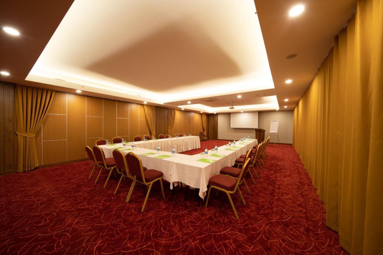 Holiday Inn - Trabzon-East By Ihg Eksteriør billede
